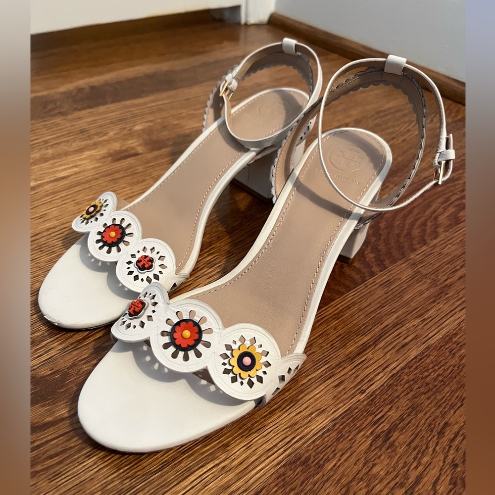 Tory Burch Marguerite Perforated Sandal in Ivory with Floral Design